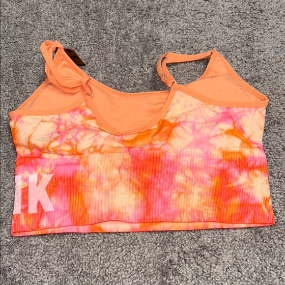 PINK by Victoria's Secret seamless Sports‎ Bra size small - Picture 2 of 3